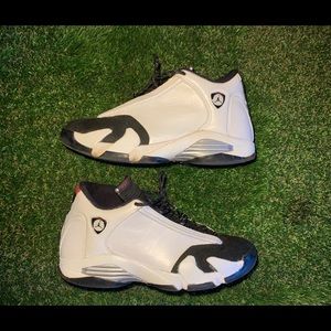 Jordan 14 “Black Toe” 2014